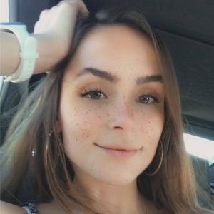 Meet your Posher, Marissa